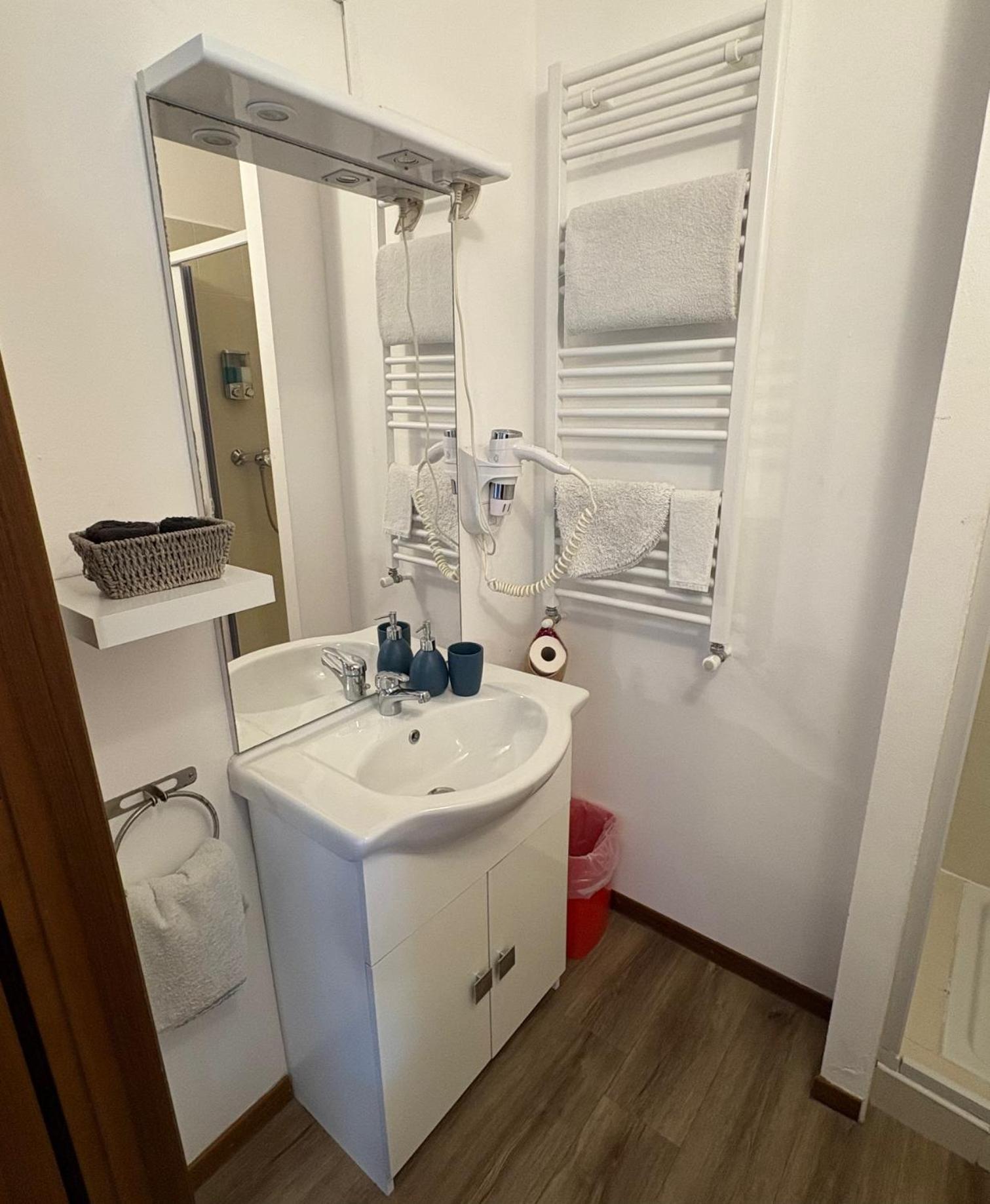 B&B Il Ciliegio Lomnago Ngoại thất bức ảnh