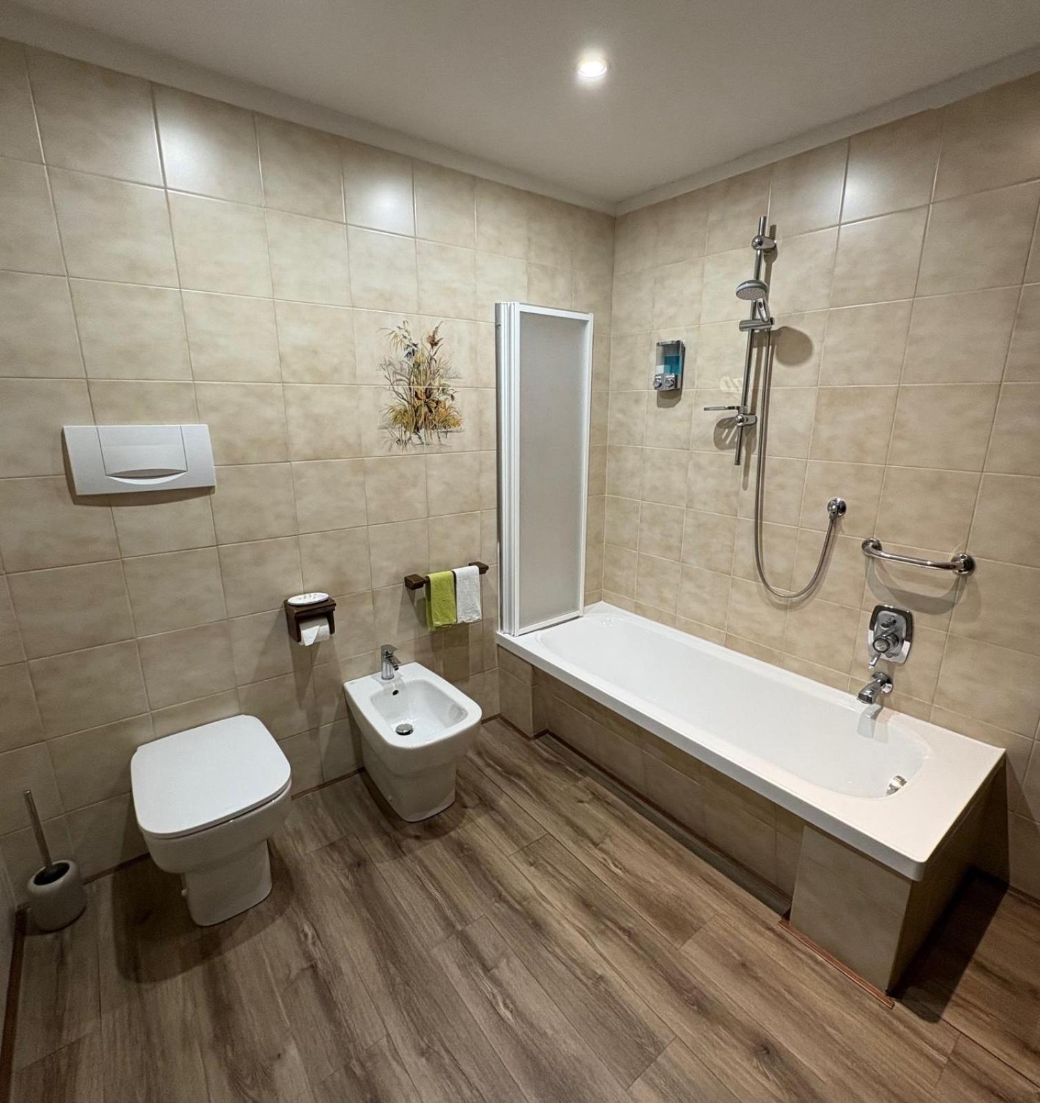 B&B Il Ciliegio Lomnago Ngoại thất bức ảnh